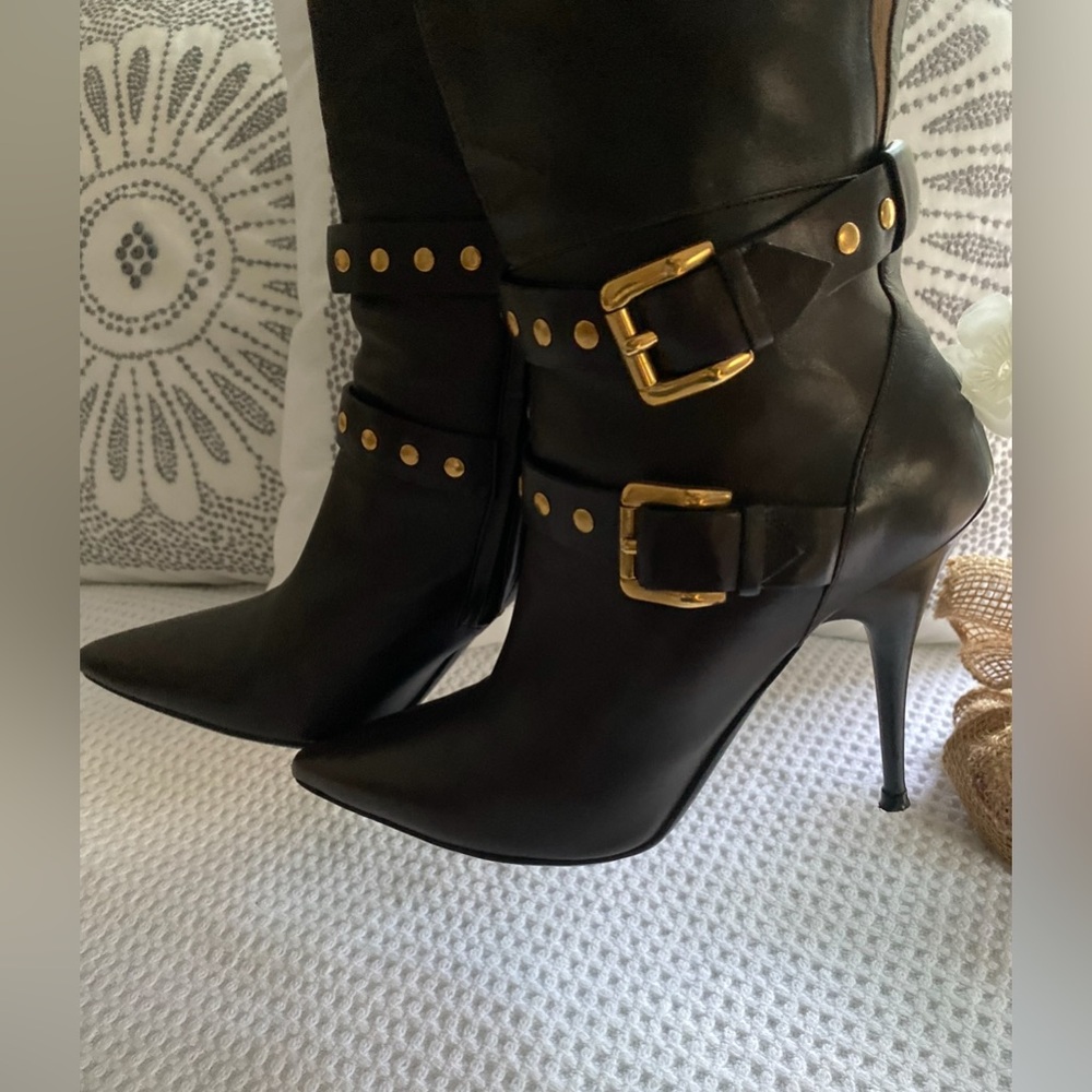 Burberry Black and Brown Plaid Heeled Boots - Picture 6 of 11